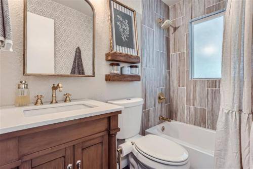 1317-S-Raritan-Street-Web-Quality-013-22-Primary-Bathroom