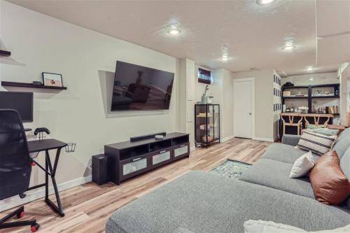 1317-S-Raritan-Street-Web-Quality-018-28-Lower-Level-Family-Room