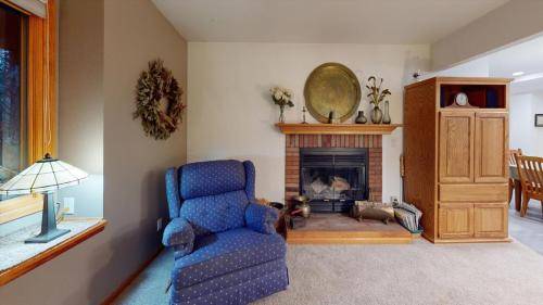 18-35805-Elkridge-Run-Living-Room4-ai