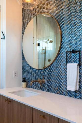 74-21-Denver-Lo-Hi-BoHo-Chic-Design-with-Hot-Tub